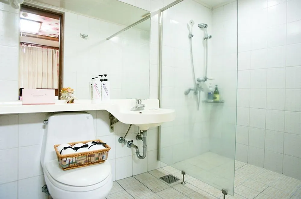 Trevi Hotel Jeju 2*,  South Korea